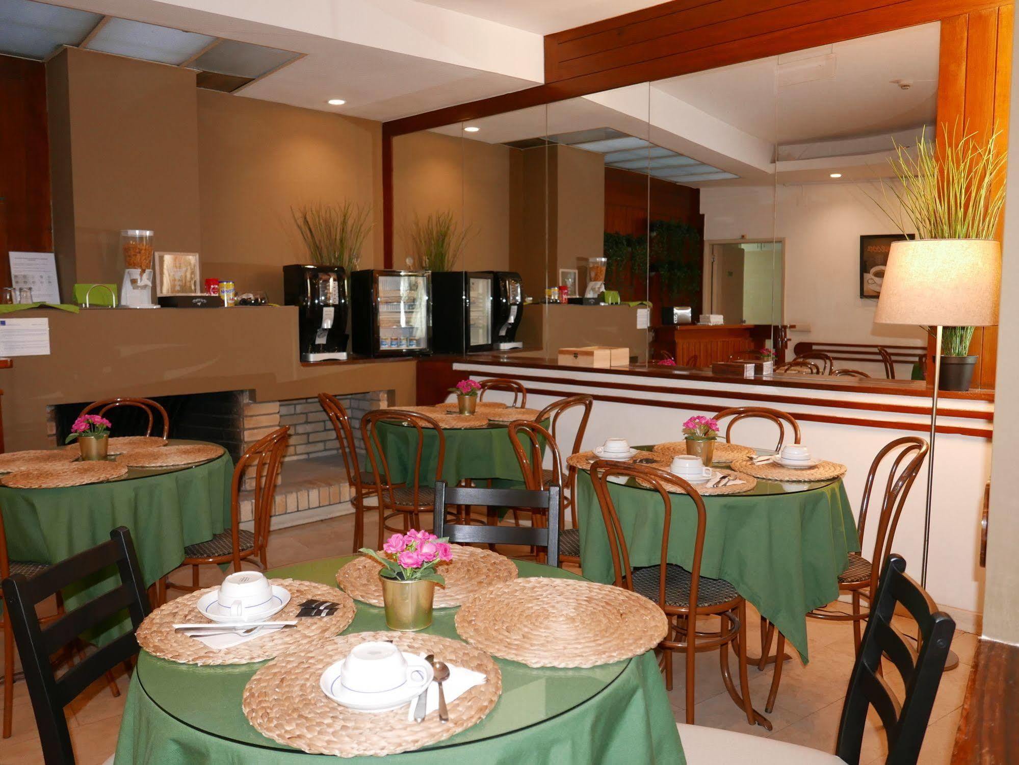 Hotel Moon & Sun Braga Exterior photo
